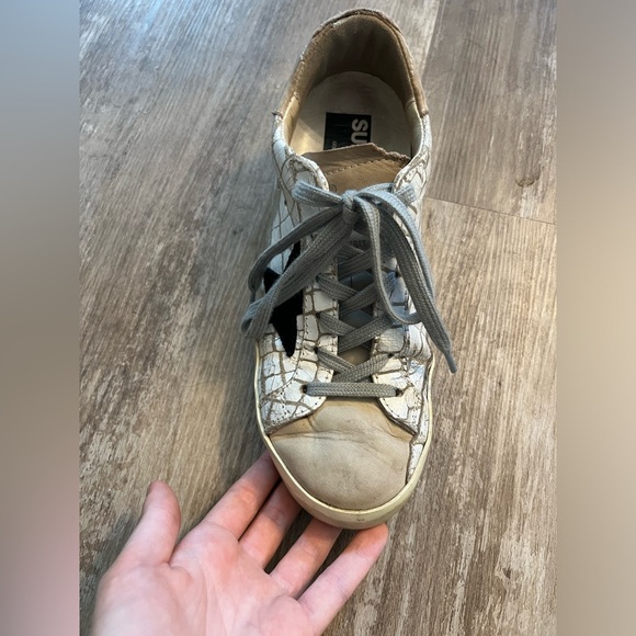 Golden Goose White Croc Superstar Sneakers (DISCONTINUED DESIGN!) - Picture 7 of 15